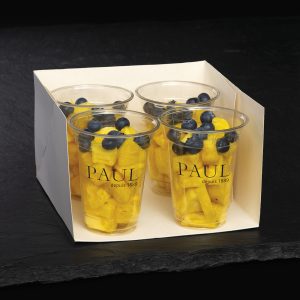 Box ananasových salátů