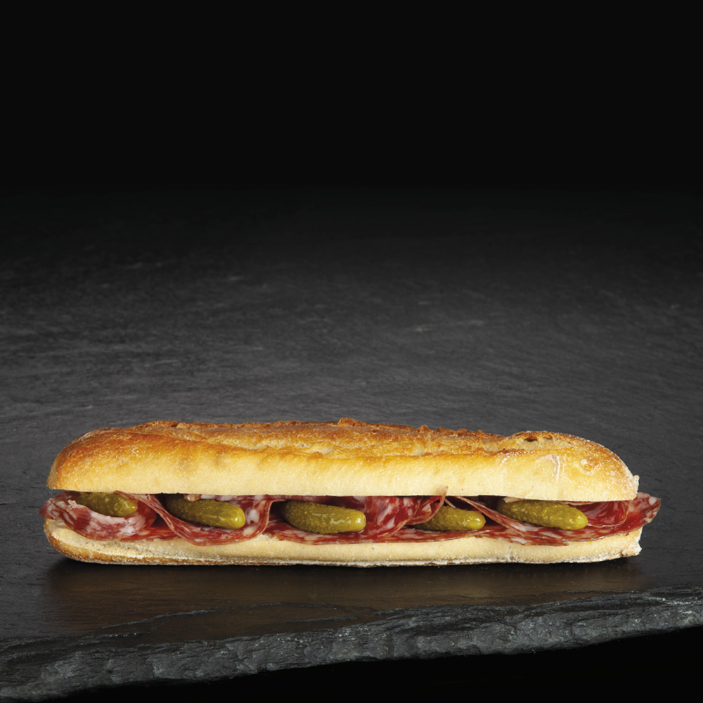 Bageta s francouzským salámem