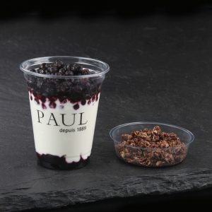 Borůvkový jogurt s müsli